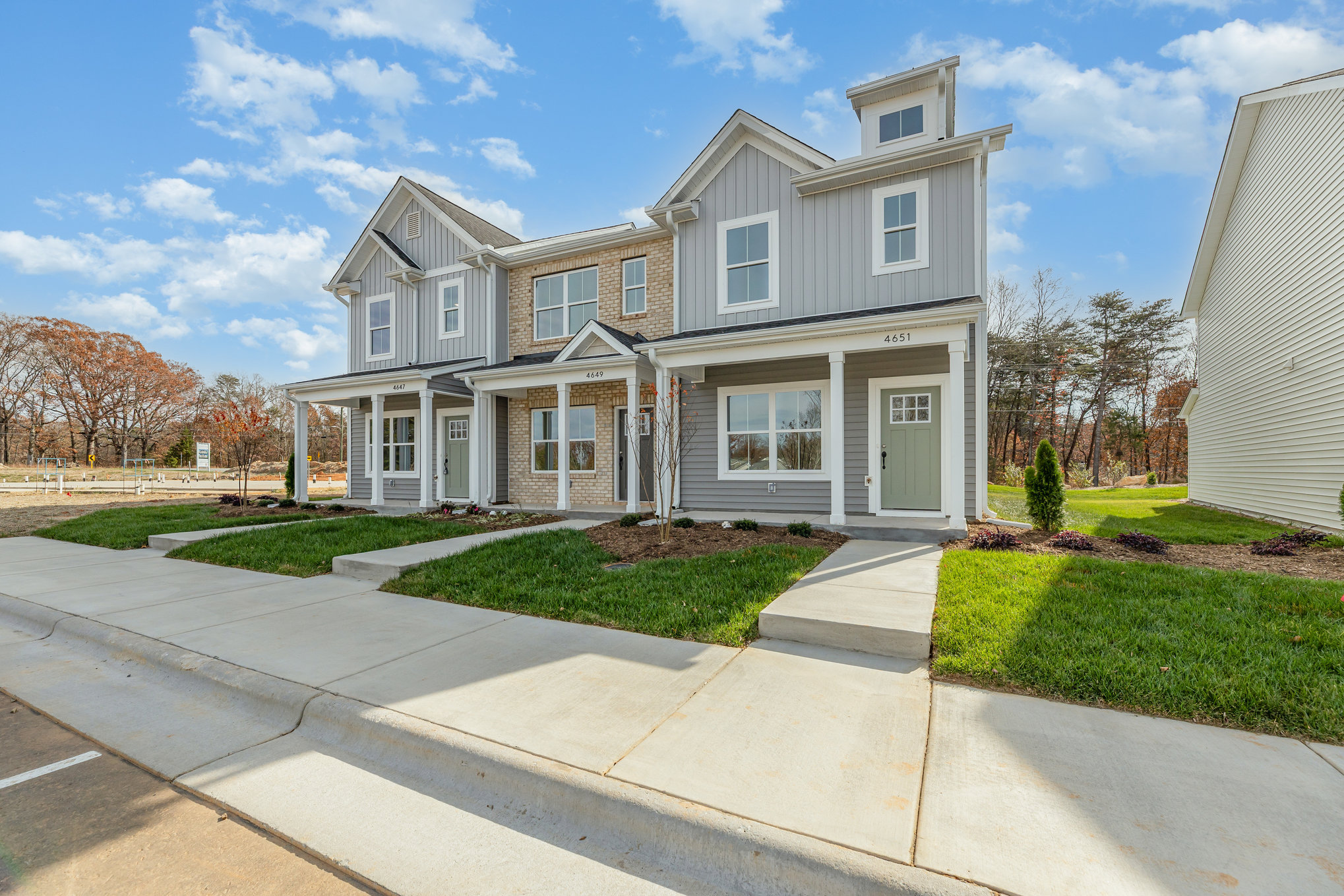 001_id7a4422-edit_110