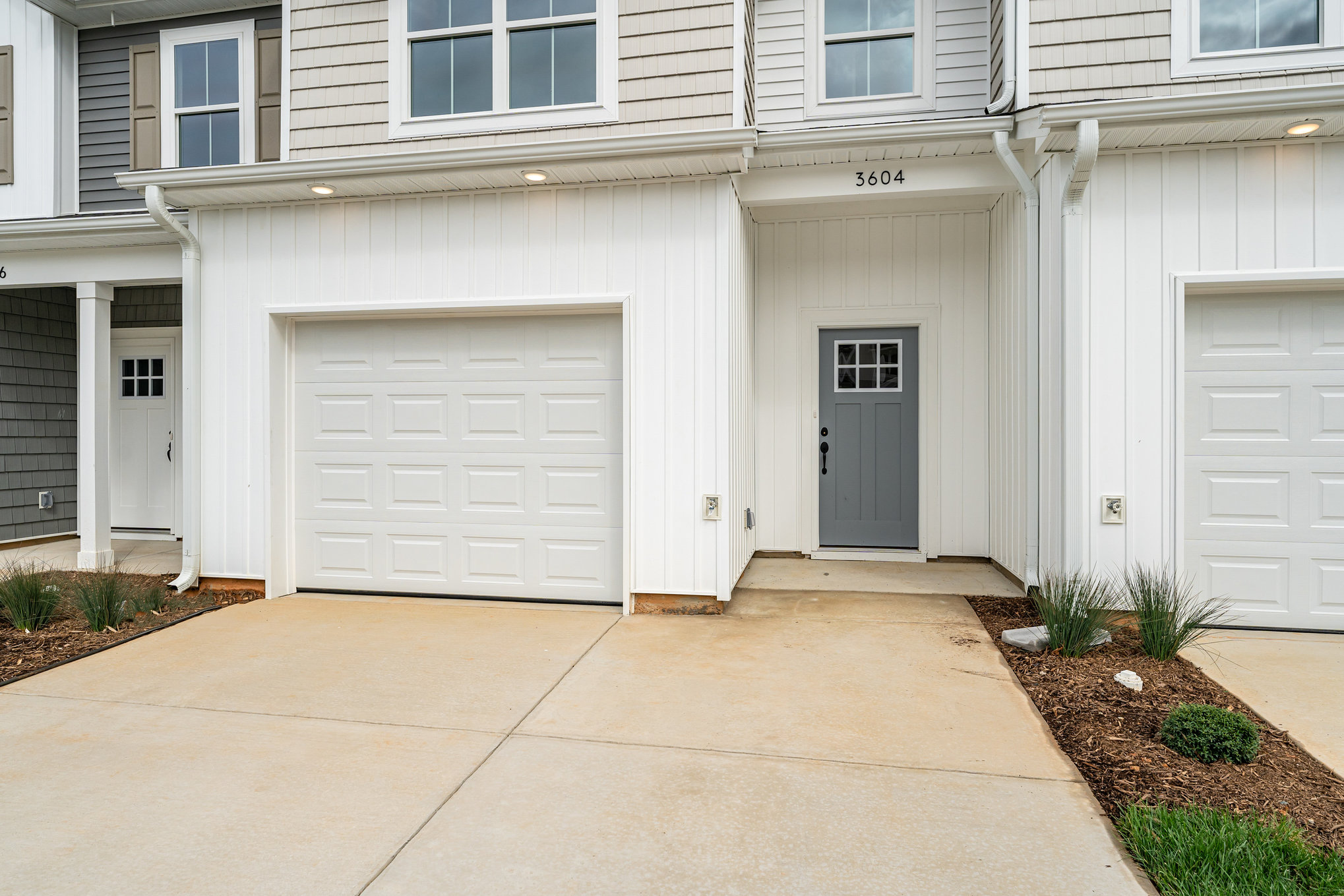 003_3604-ground-2-edit_158