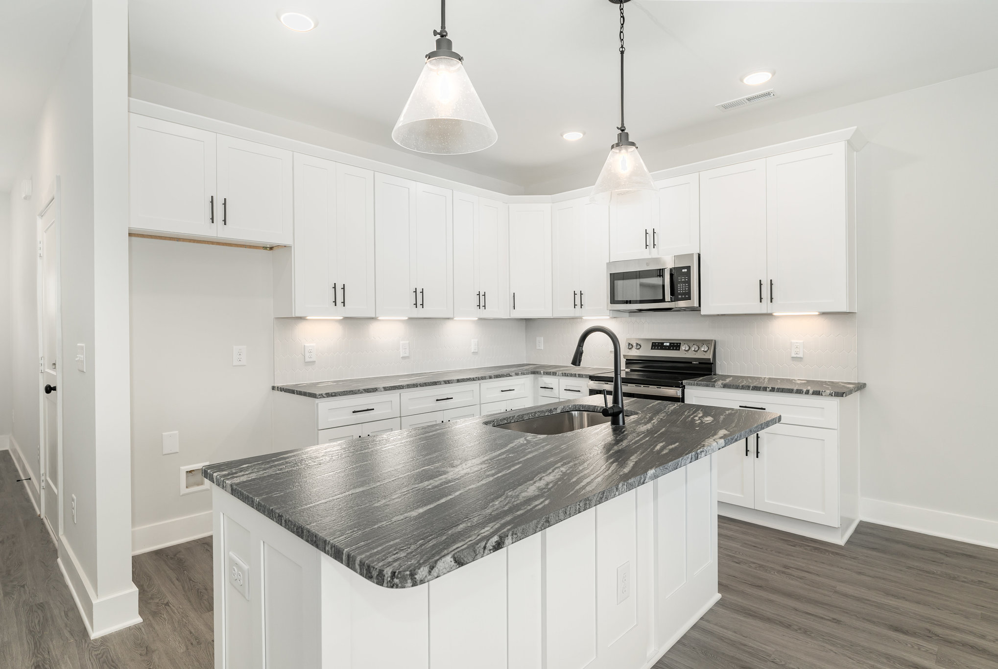 008_3602-interior-9-edit_926