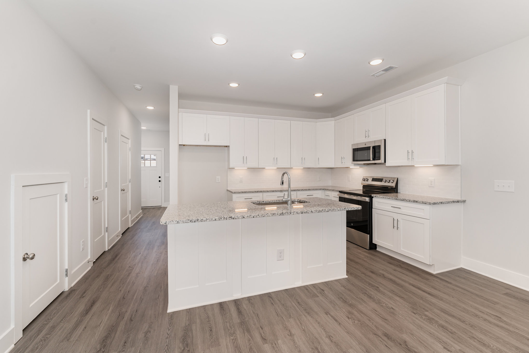 011_3604-interior-7-edit_568