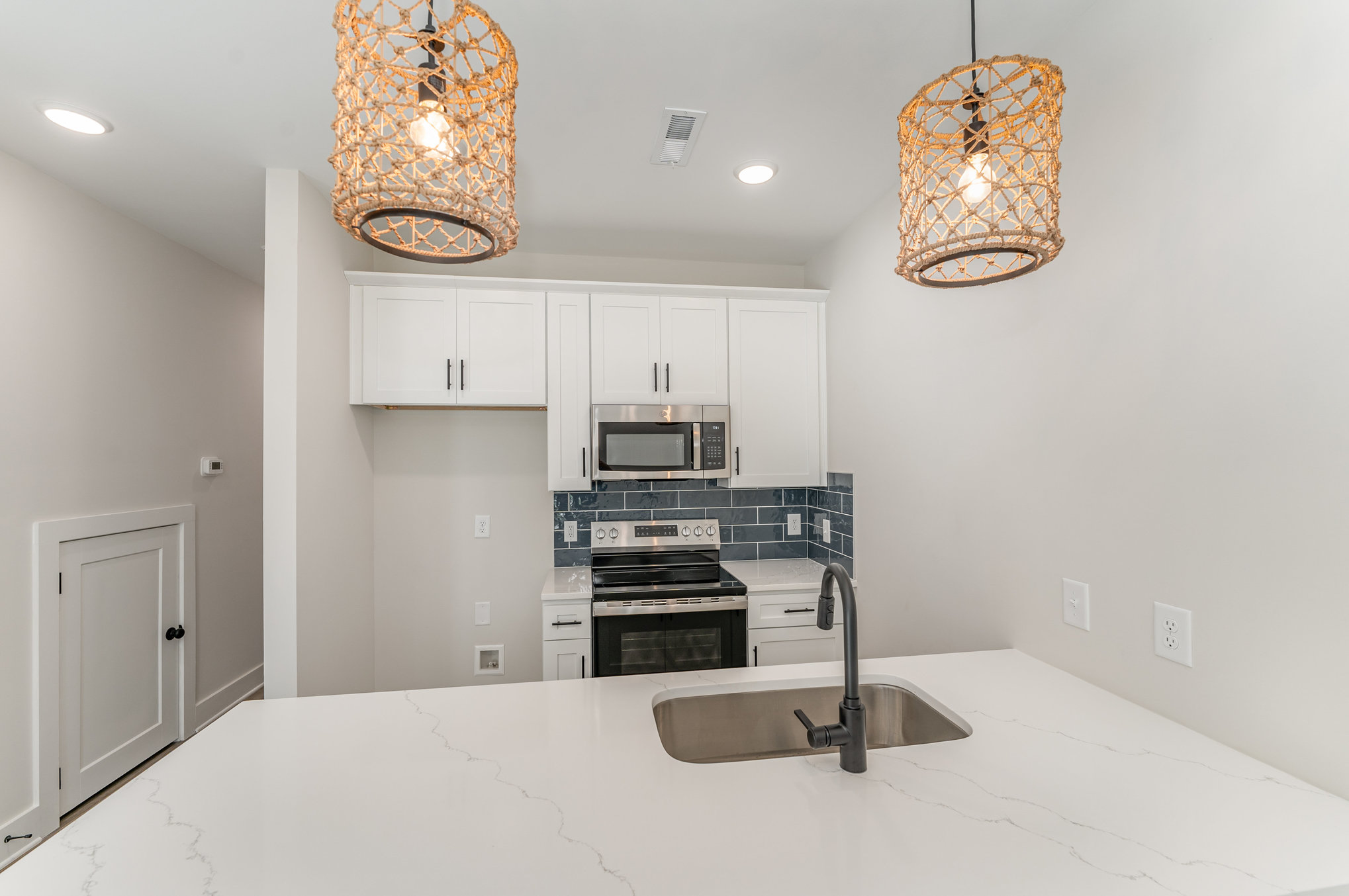 011_4661-interior-19-edit_101