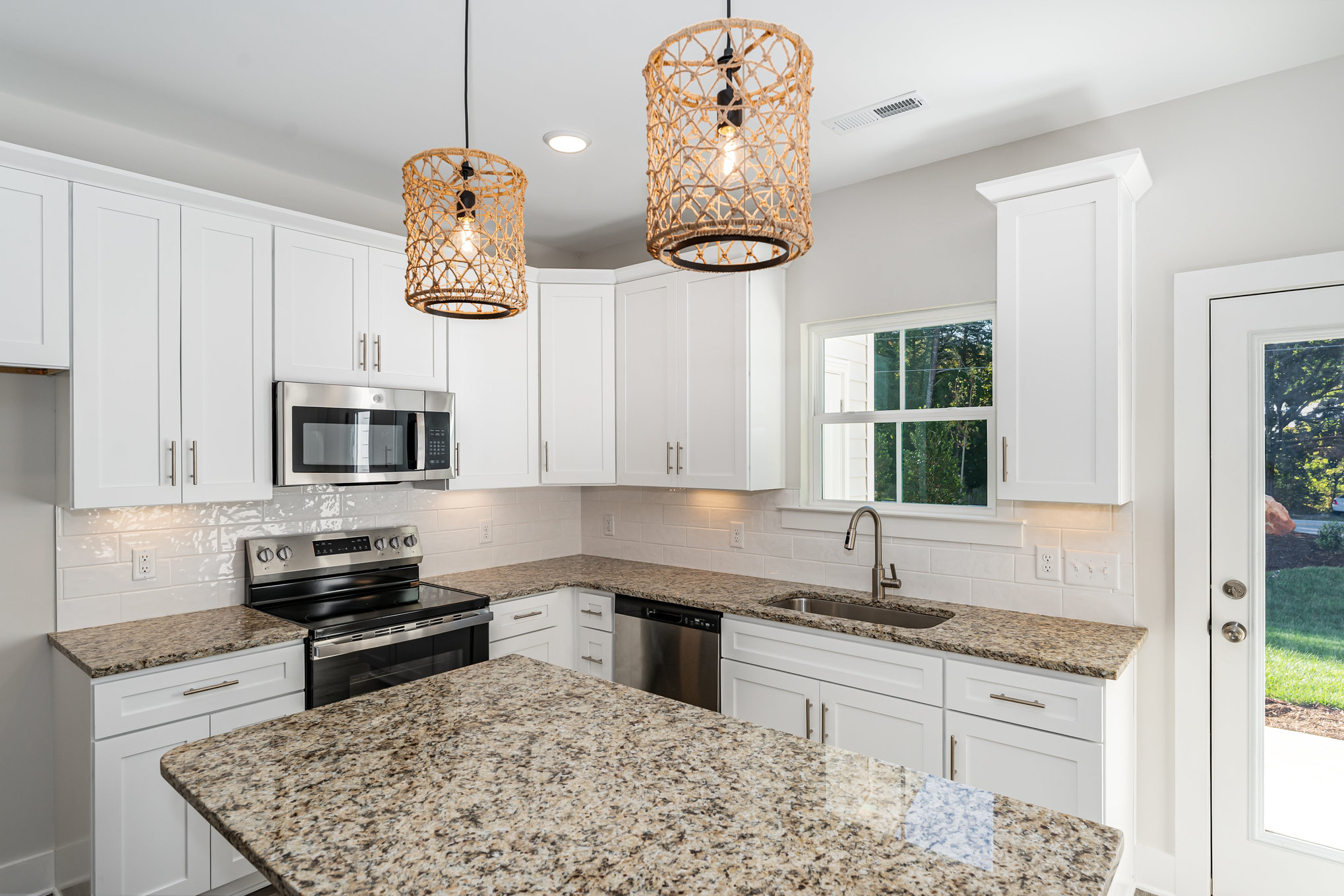 012_4659-interior-14-edit_573