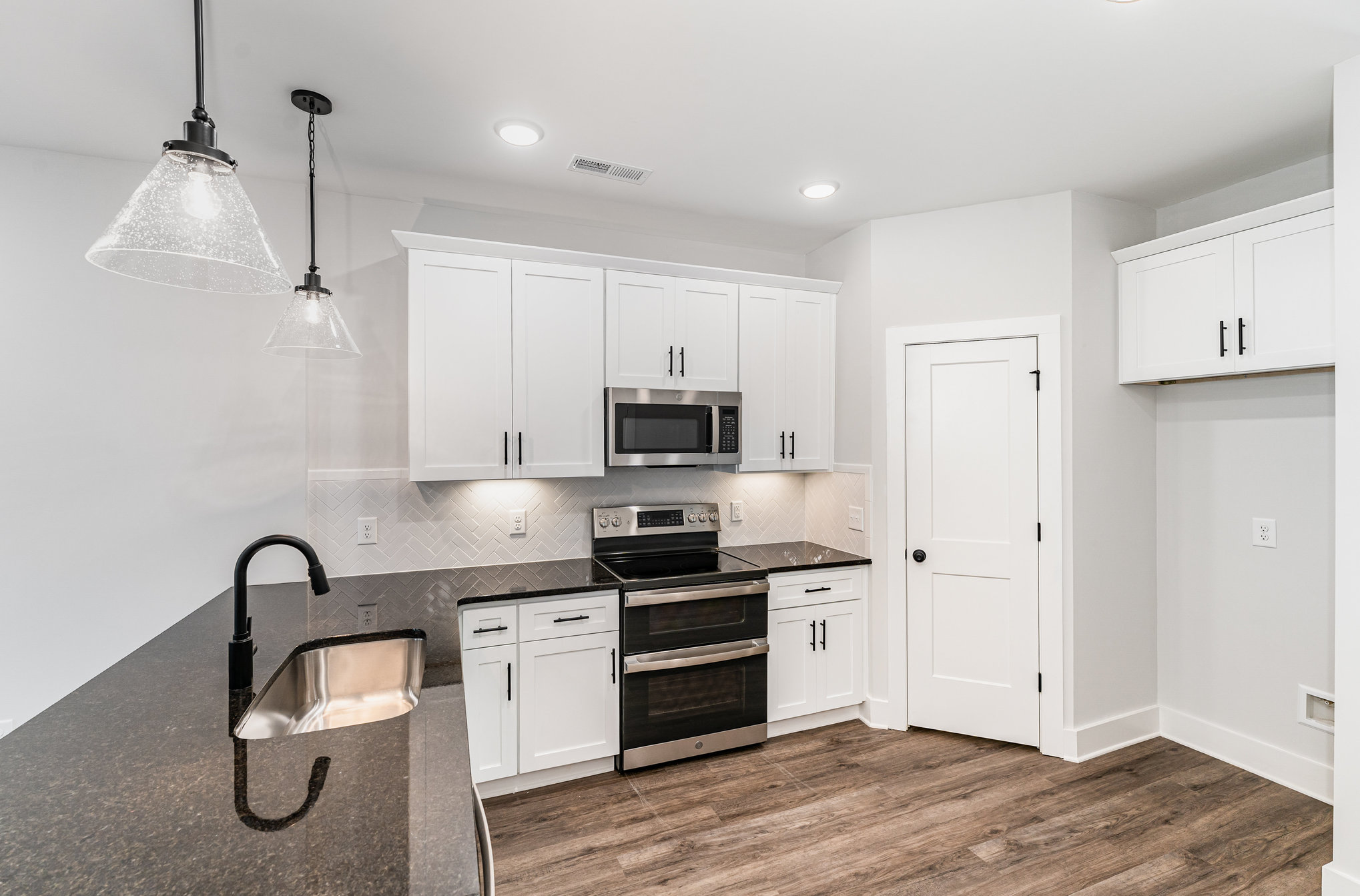 014_3606-interior-12-edit_376