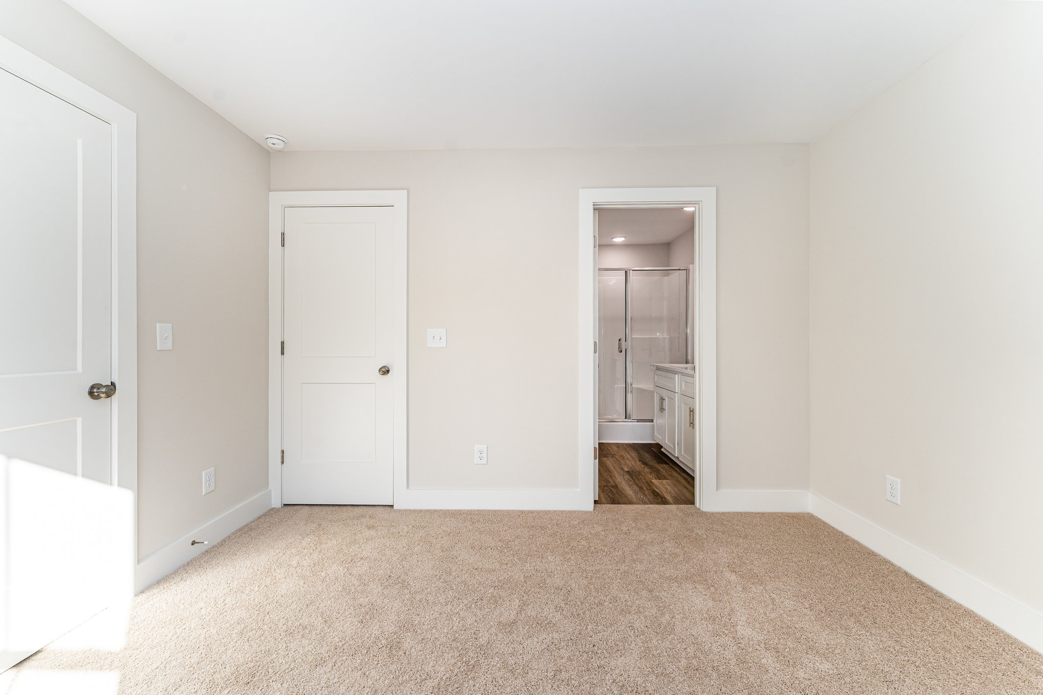 020_4659-interior-29-edit_480