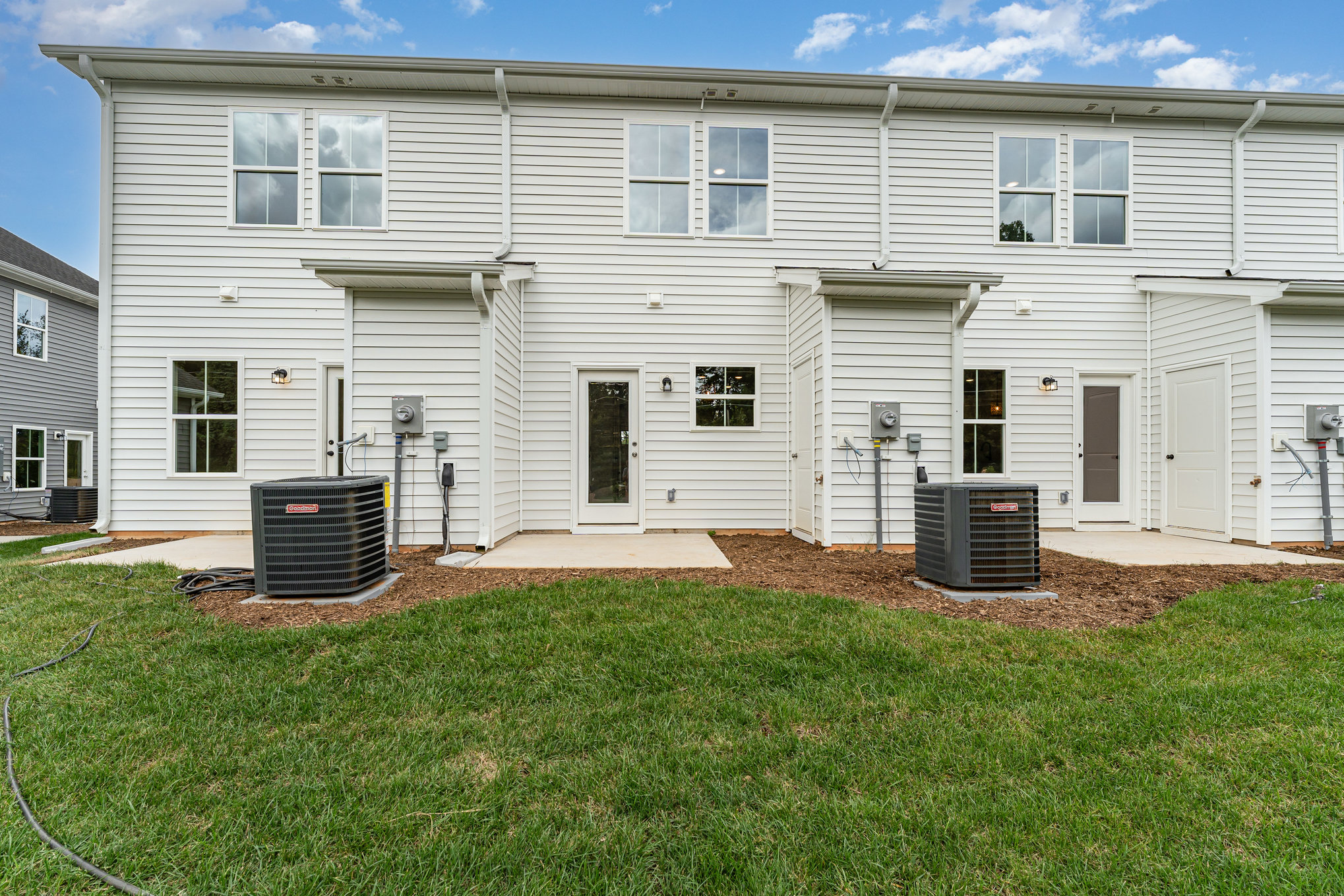 030_4659-ground-4-edit_415